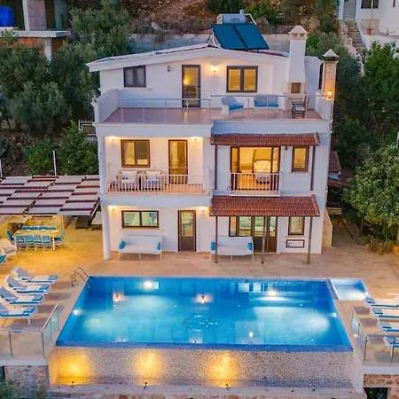 Lovely In Kalkan With A Big Swimming Pool Kaş