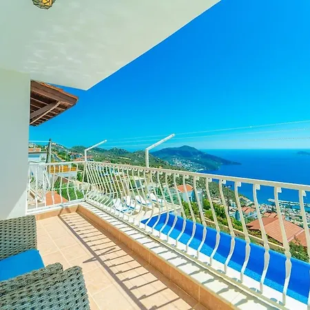 Lovely In Kalkan With A Big Swimming Pool Villa Kaş
