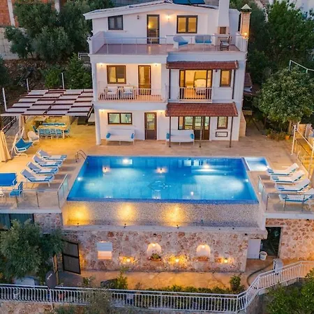 Lovely In Kalkan With A Big Swimming Pool Villa *
